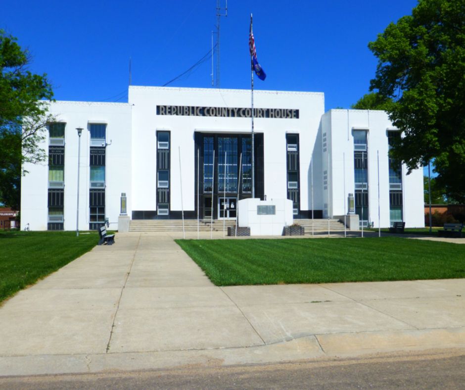 Republic County Courthouse where the extension office is housed